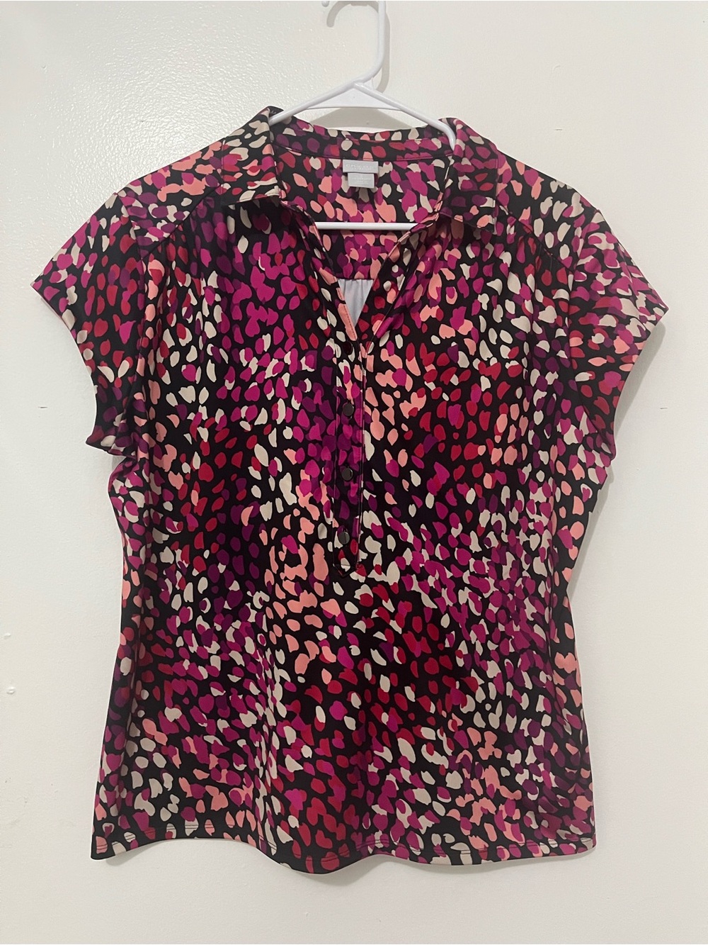 Chico’s Zenergy Pink Multi Print Cap Sleeve Blouse